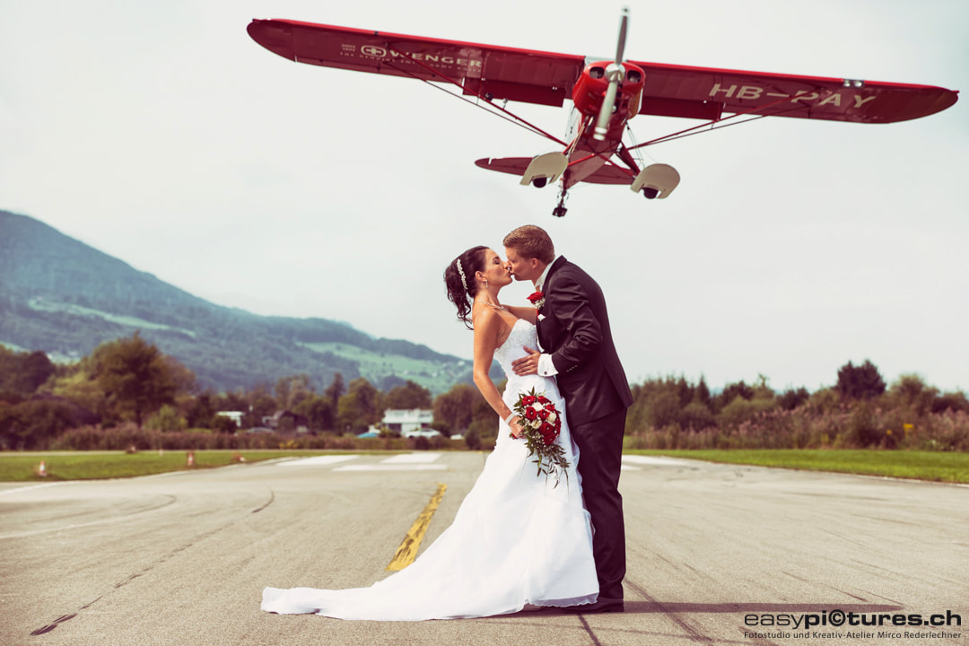 Hochzeitspaar Brautpaar Fotoshooting auf einer Hochzeitsreportage