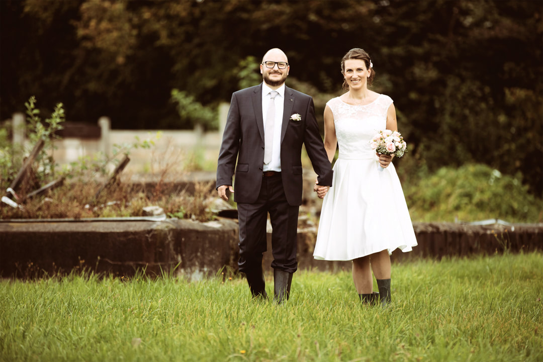 Hochzeitspaar Brautpaar Fotoshooting auf einer Hochzeitsreportage
